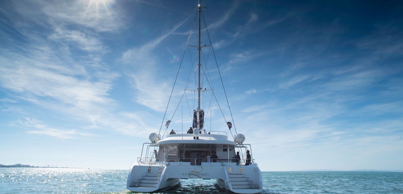 Photo - catamaran le providence au grau du roi